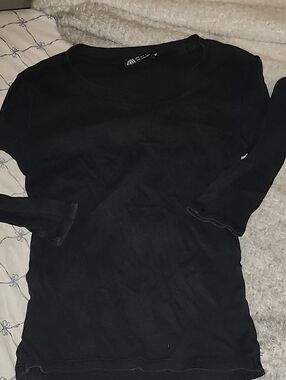 Zara Black Long Sleeve Crewneck Tee for Kids